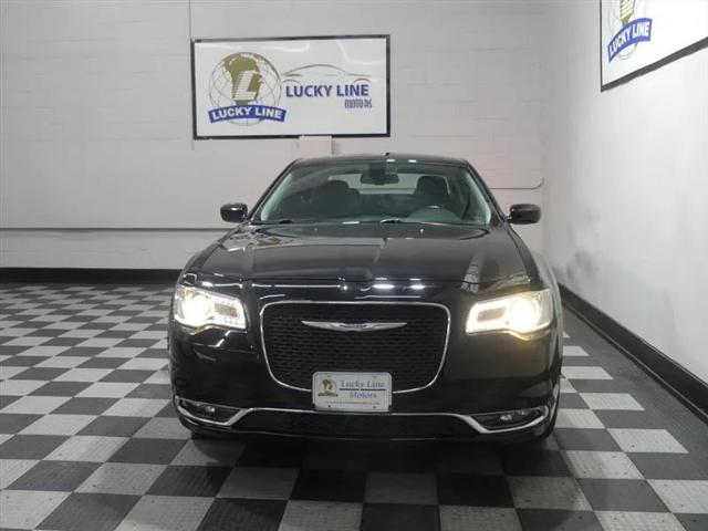 2018 Chrysler 300 Touring AWD
