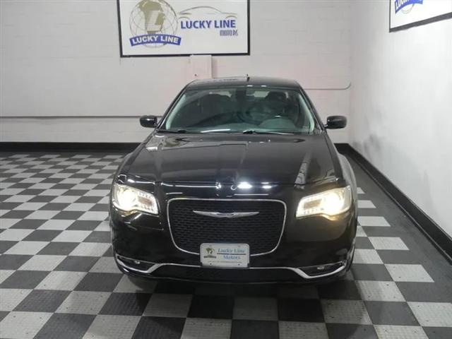 2018 Chrysler 300 Touring AWD