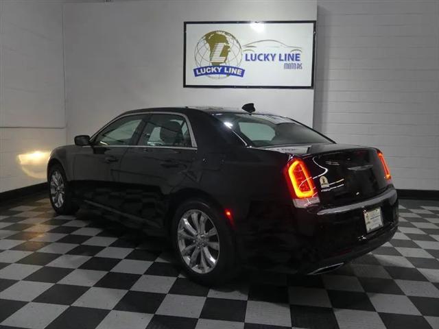 2018 Chrysler 300 Touring AWD