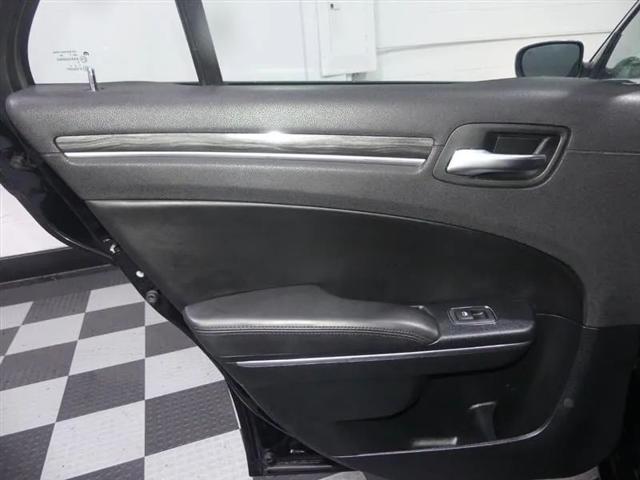 2018 Chrysler 300 Touring AWD