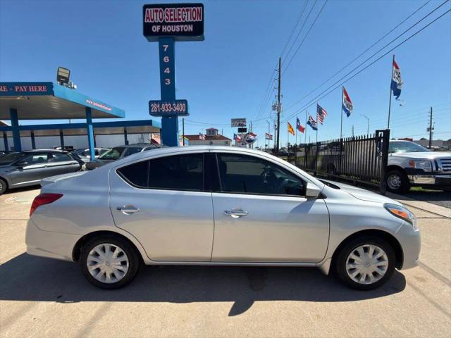2019 Nissan Versa 1.6 SV
