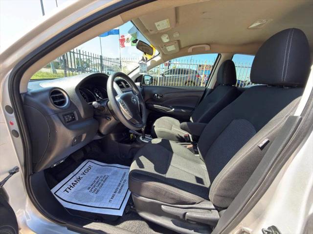 2019 Nissan Versa 1.6 SV