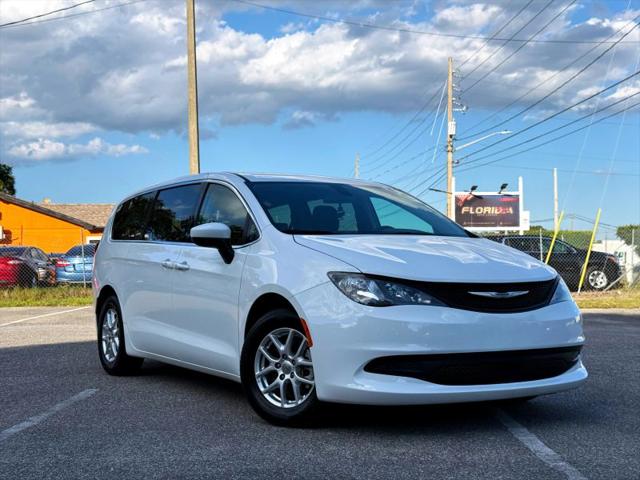 2022 Chrysler Voyager LX for sale in Orlando, FL