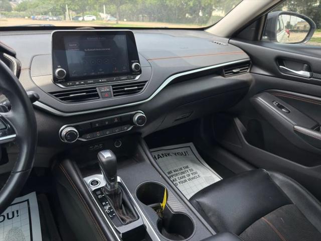 2020 Nissan Altima SR FWD