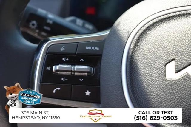2025 Kia Carnival MPV LX