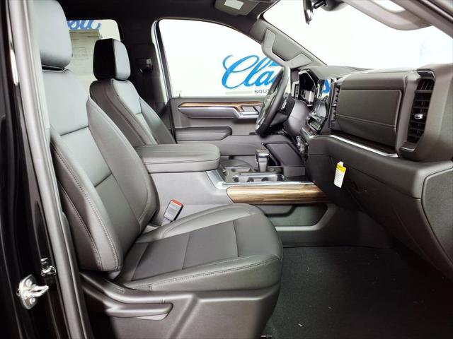 2026 Chevrolet Silverado 1500 4WD Crew Cab Standard Bed LT