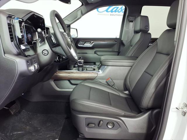 2026 GMC Sierra 1500 Crew Cab, Short Bed, SLT, RWD