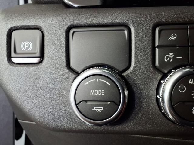 2026 GMC Sierra 1500 Crew Cab, Short Bed, SLT, RWD