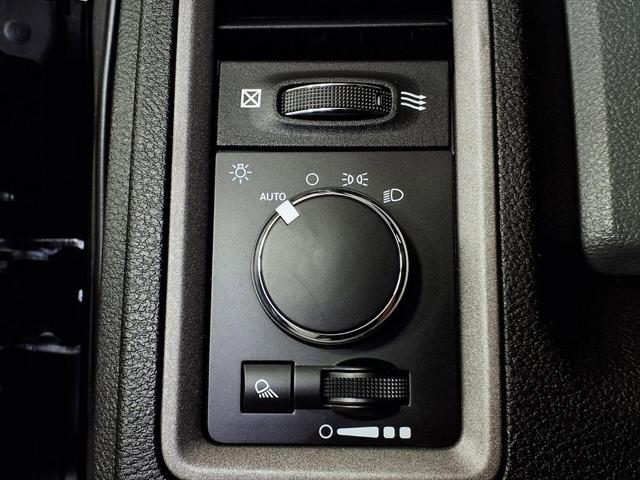 2019 Ram 1500 Classic Tradesman Crew Cab 4x2 5'7" Box