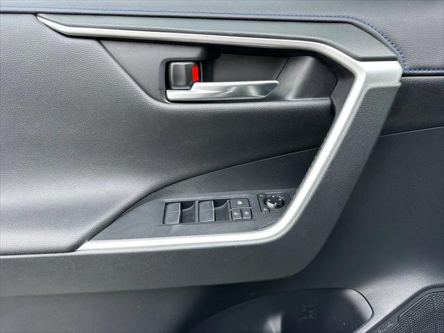 2019 Toyota RAV4 Hybrid XSE