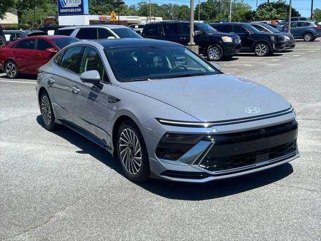 2025 Hyundai Sonata Hybrid Limited