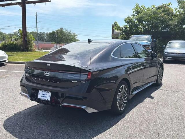 2025 Hyundai Sonata Hybrid Limited