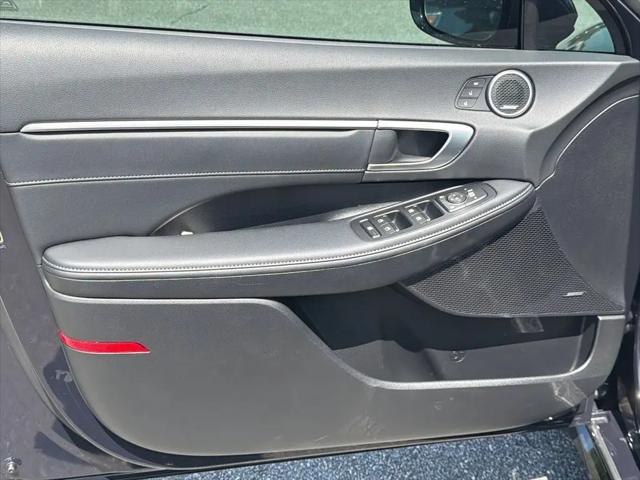 2025 Hyundai Sonata Hybrid Limited