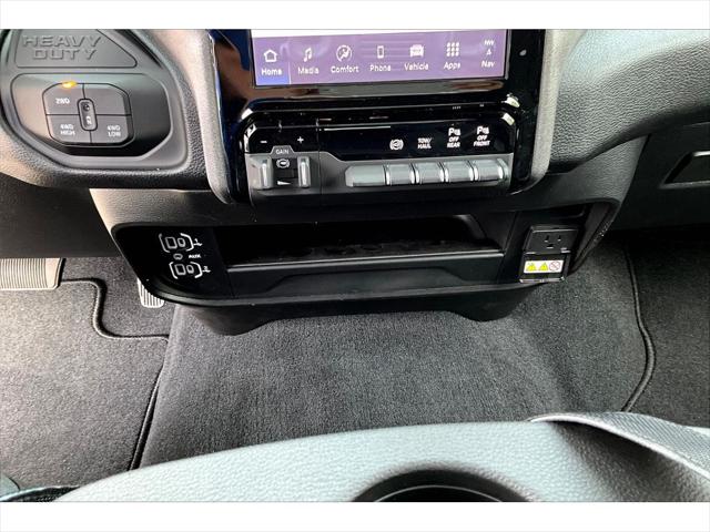 2026 Ram 3500 Tradesman Crew Cab 4x4 8' Box