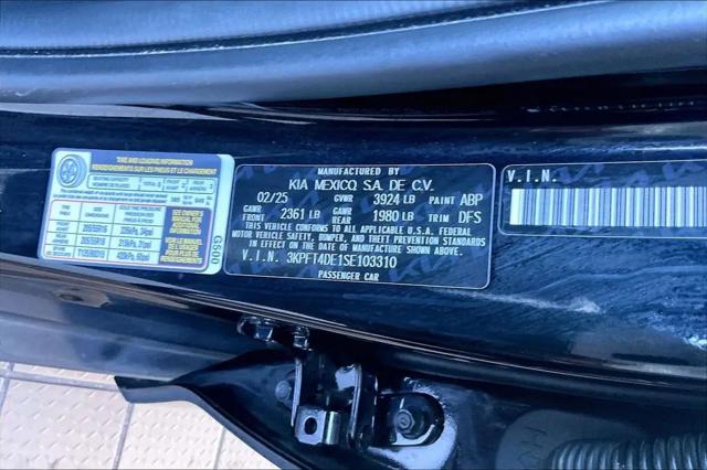 2025 Kia K4 LXS
