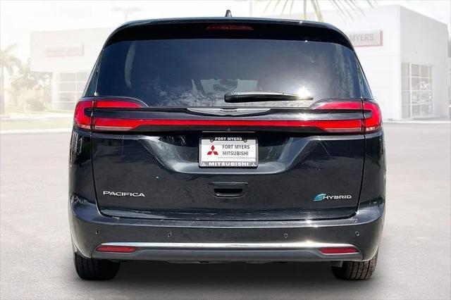 2023 Chrysler Pacifica Hybrid Limited