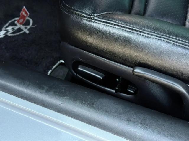 1999 Chevrolet Corvette Base