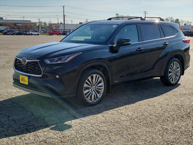 2023 Toyota Highlander Hybrid Platinum for sale in Westbrook, ME