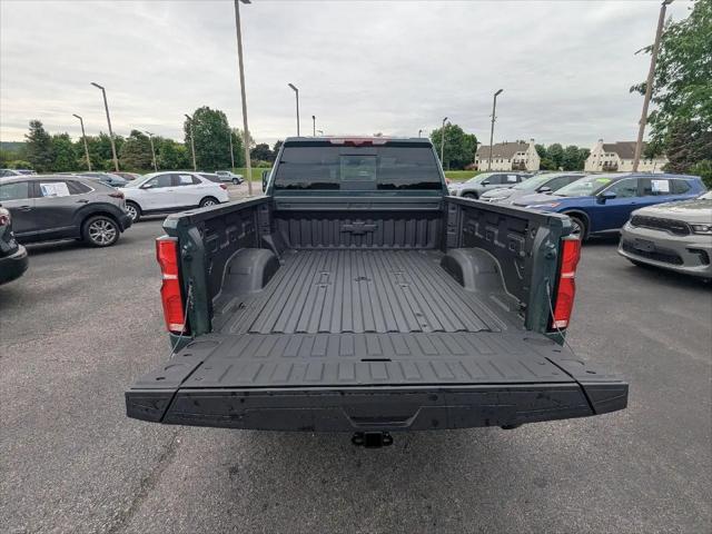 2026 Chevrolet Silverado 2500HD Crew Cab, Standard Bed, LT, 4WD