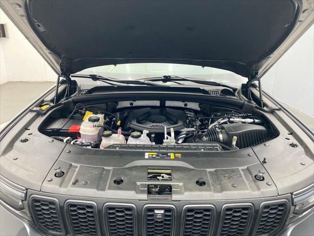 2023 Jeep Grand Cherokee 30th Anniversary