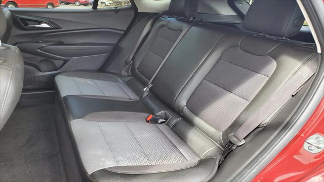 2025 Chevrolet Trax FWD LT
