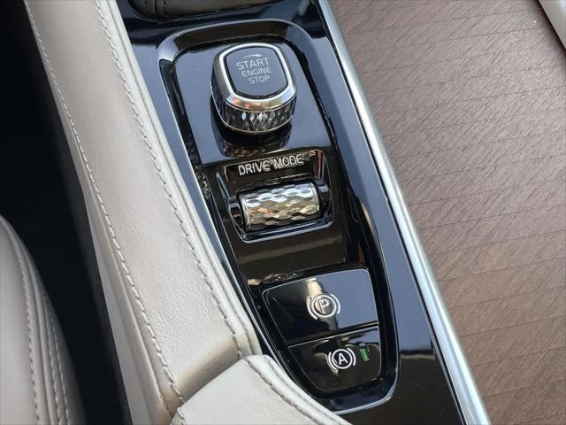 2020 Volvo XC90 T6 Inscription 6 Passenger