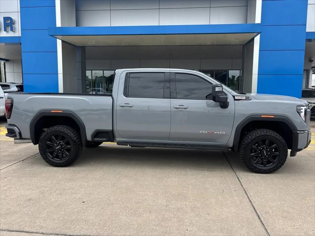2024 GMC Sierra 2500HD 4WD Crew Cab Standard Bed AT4