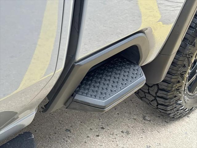 2024 GMC Sierra 2500HD 4WD Crew Cab Standard Bed AT4