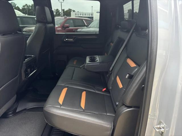 2024 GMC Sierra 2500HD 4WD Crew Cab Standard Bed AT4