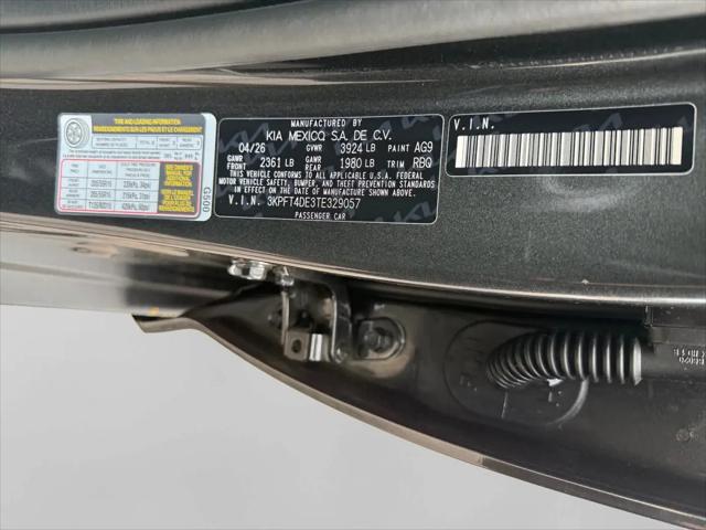 2026 Kia K4 LXS