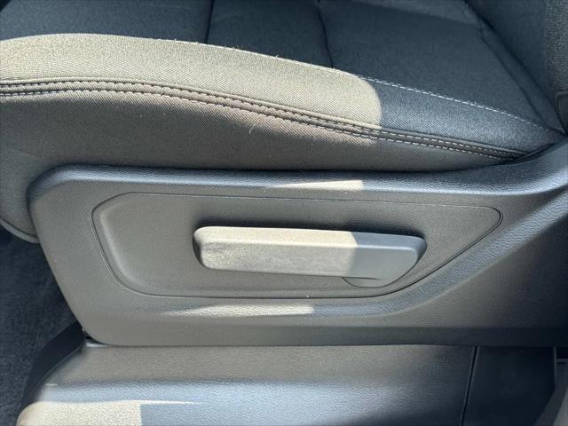 2026 Ram 1500 Tradesman Crew Cab 4x4 57 Box