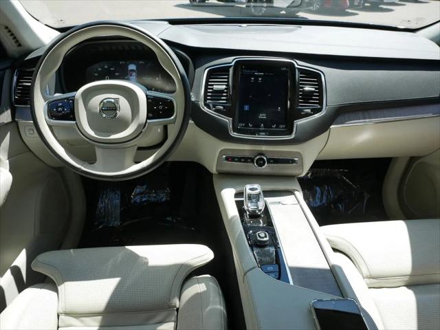 2022 Volvo XC90 Recharge T8 Inscription 7 Passenger