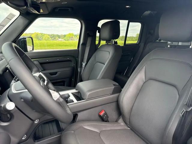 2026 Land Rover Defender P400 X-Dynamic SE