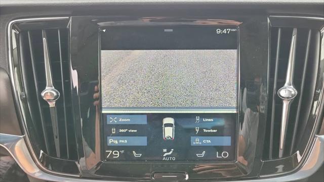 2020 Volvo V90 Cross Country T6