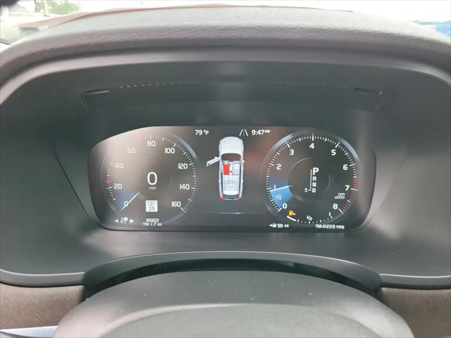 2020 Volvo V90 Cross Country T6