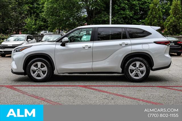 2024 Toyota Highlander LE