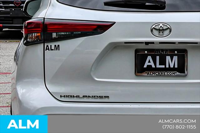 2024 Toyota Highlander LE
