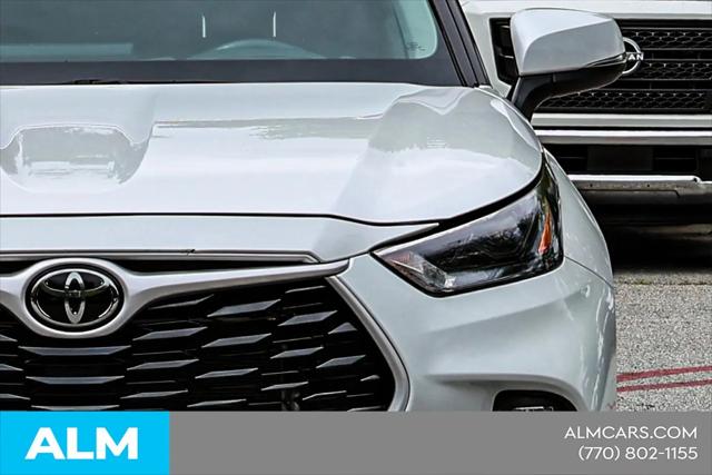 2024 Toyota Highlander LE