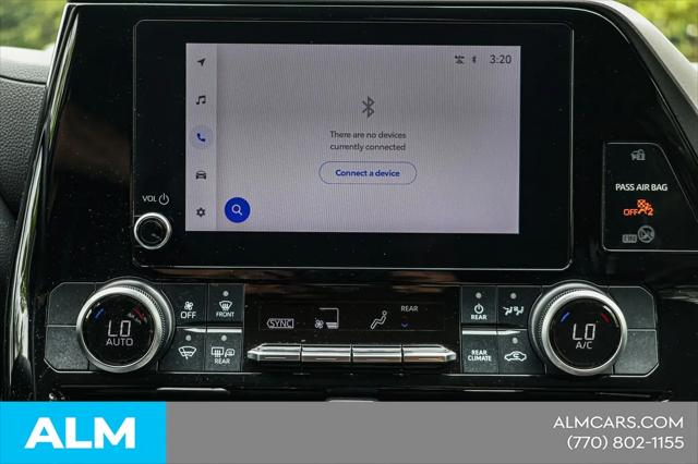 2024 Toyota Highlander LE