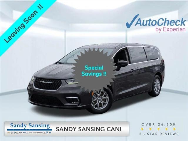 2023 Chrysler Pacifica Touring L for sale in Pensacola, FL