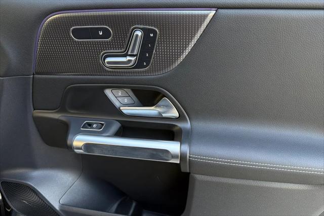 2023 Mercedes-Benz EQB 300 4MATIC