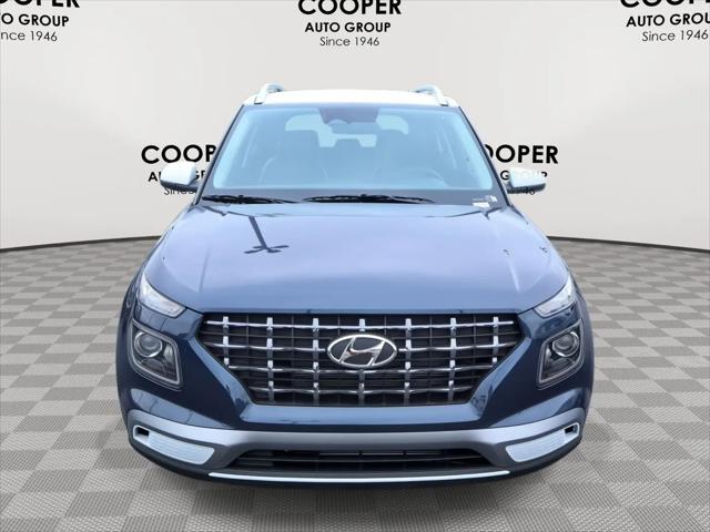 2026 Hyundai Venue SEL w/Two-Tone Roof