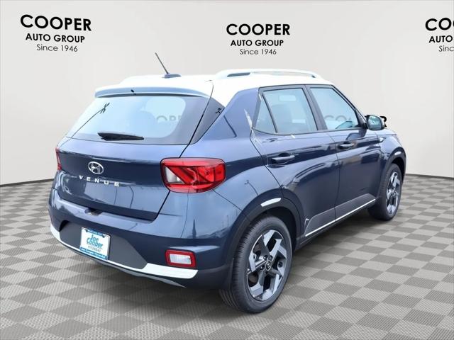 2026 Hyundai Venue SEL w/Two-Tone Roof