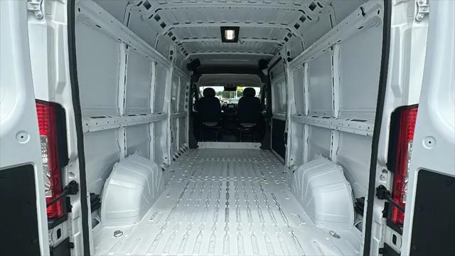 2026 Ram ProMaster 2500 Cargo Van Tradesman High Roof 159" WB w/Pass Seat