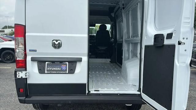 2026 Ram ProMaster 2500 Cargo Van Tradesman High Roof 159" WB w/Pass Seat