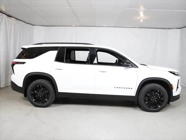 2026 Chevrolet Traverse FWD LT