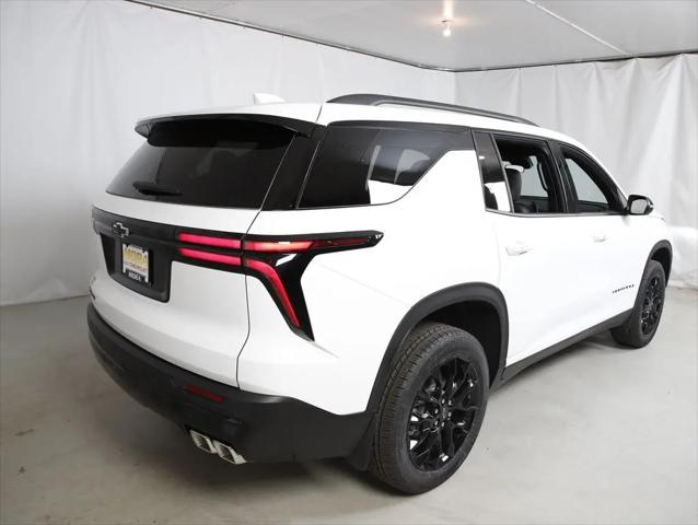 2026 Chevrolet Traverse FWD LT