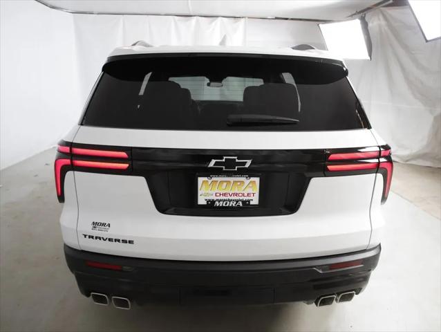 2026 Chevrolet Traverse FWD LT