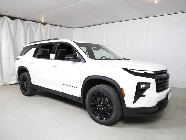 2026 Chevrolet Traverse FWD LT