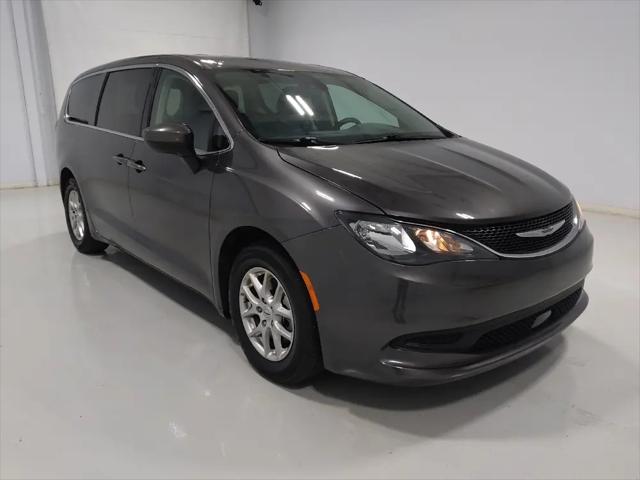2021 Chrysler Voyager LX